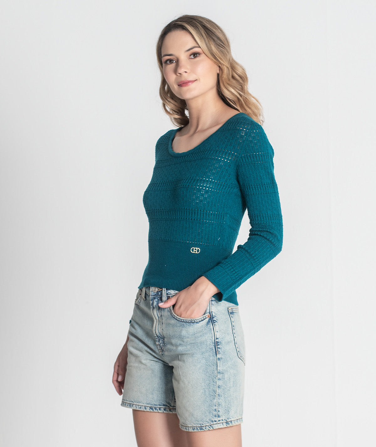 Camisola perfurada 3389