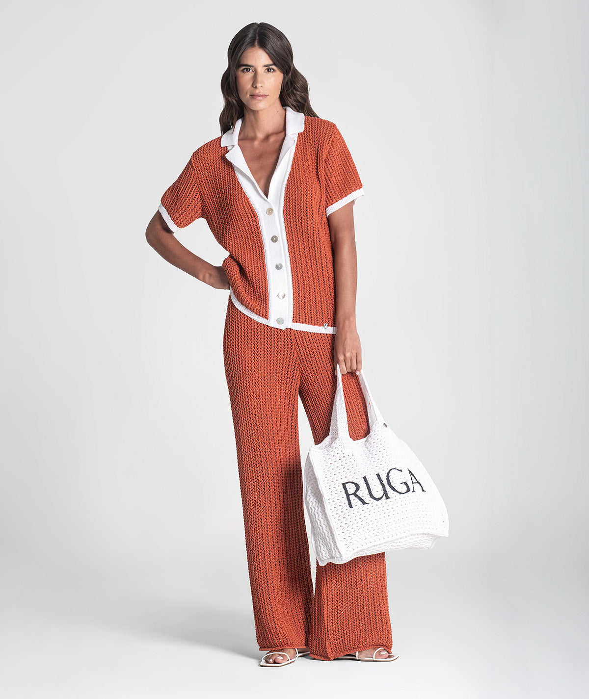 Casaco perfurado com contrastes 3393