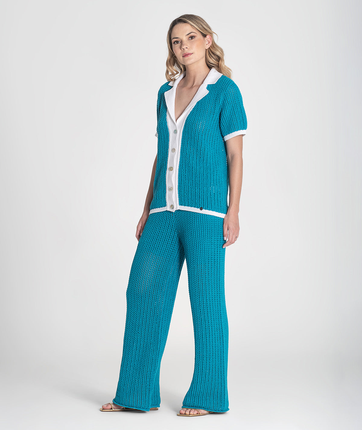 Casaco perfurado com contrastes 3393