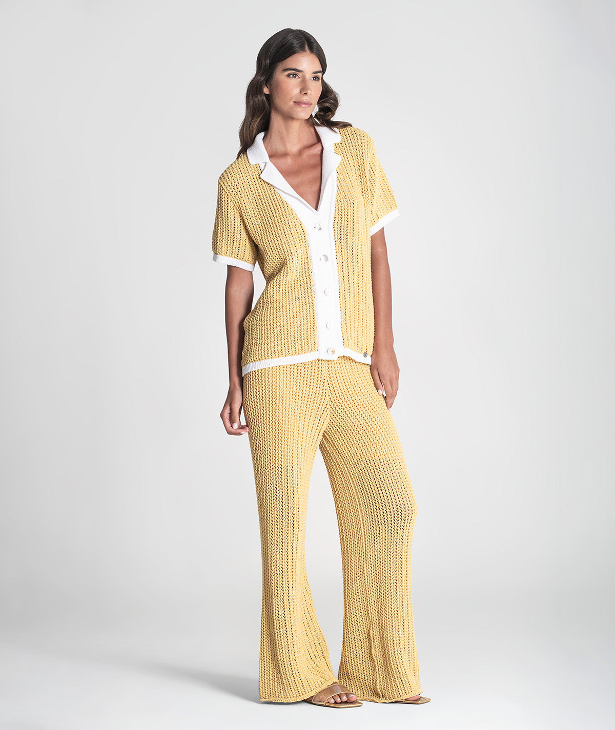 Calças perfuradas 3394