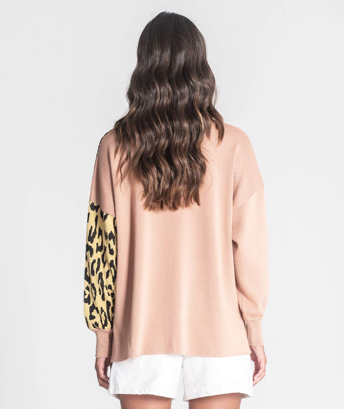Camisola animal print com lantejoulas 3398
