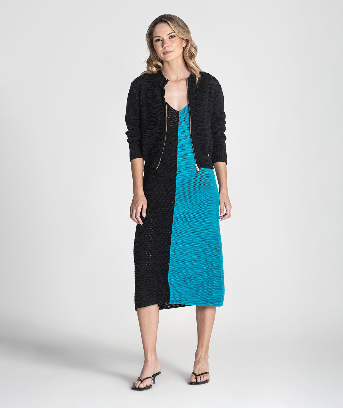 Casaco perfurado com fecho 3415