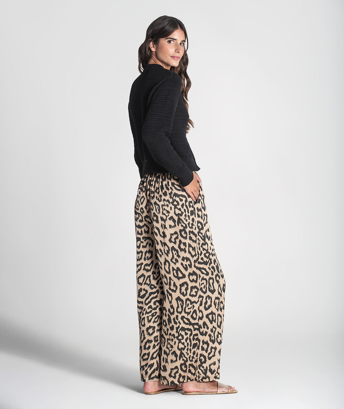 Casaco perfurado com fecho 3415