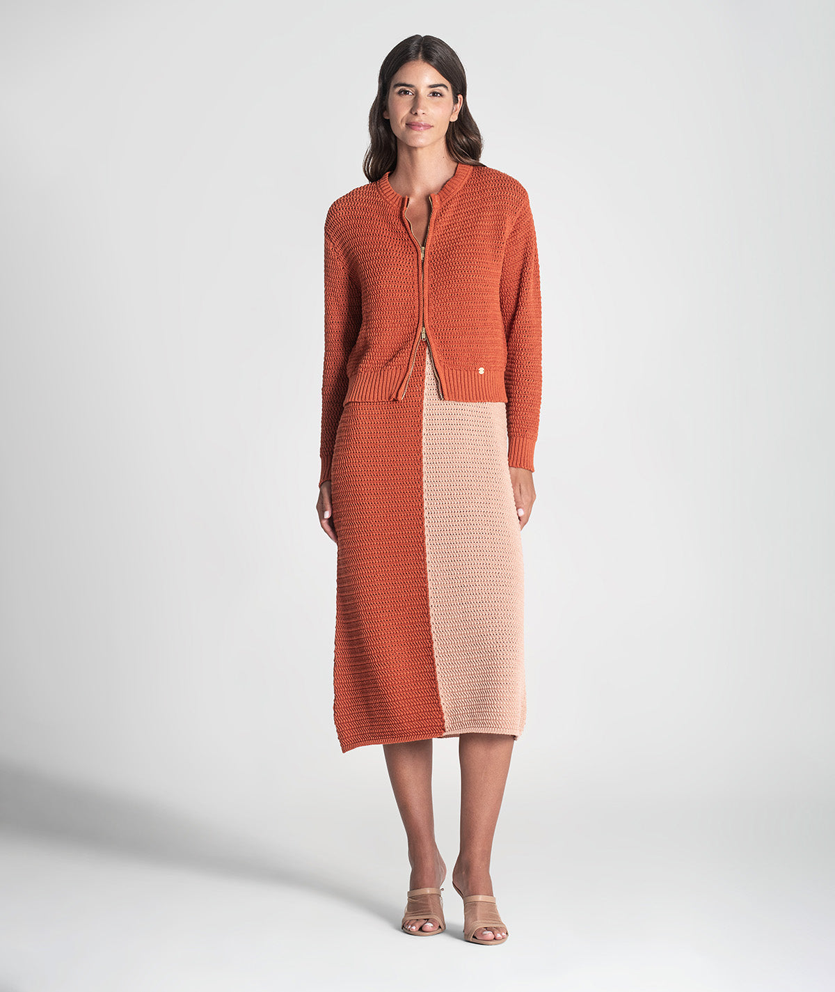 Casaco perfurado com fecho 3415