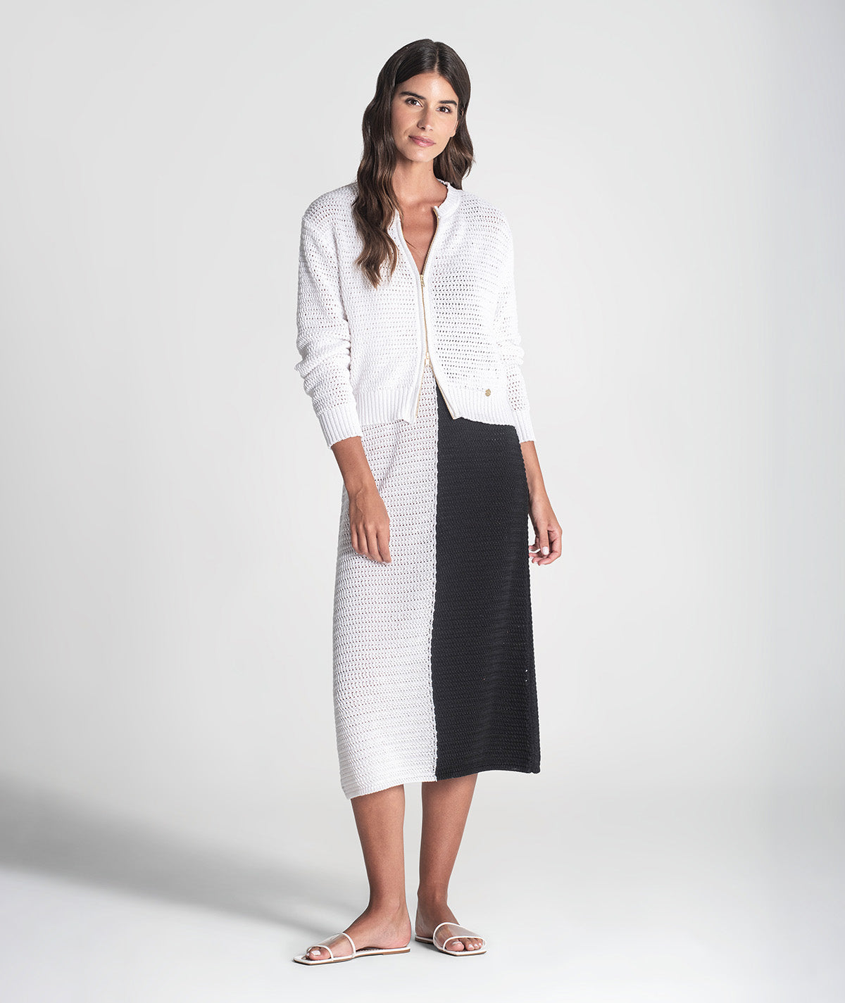 Casaco perfurado com fecho 3415