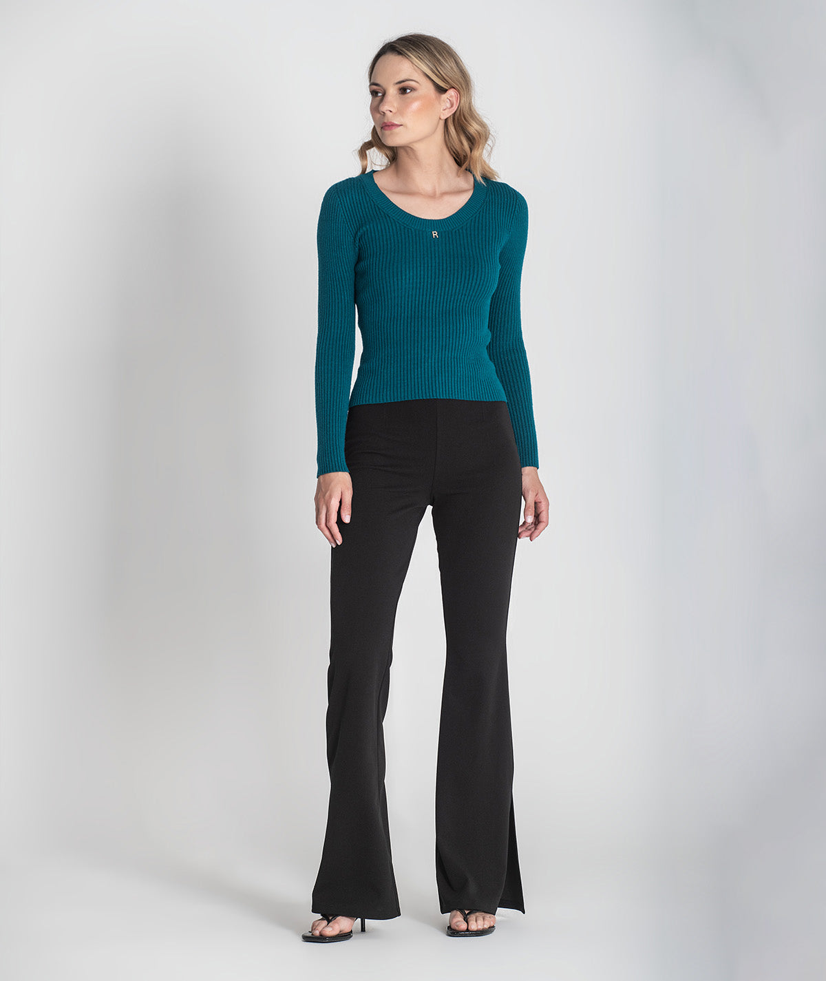 Camisola canelada com chapa R 3418
