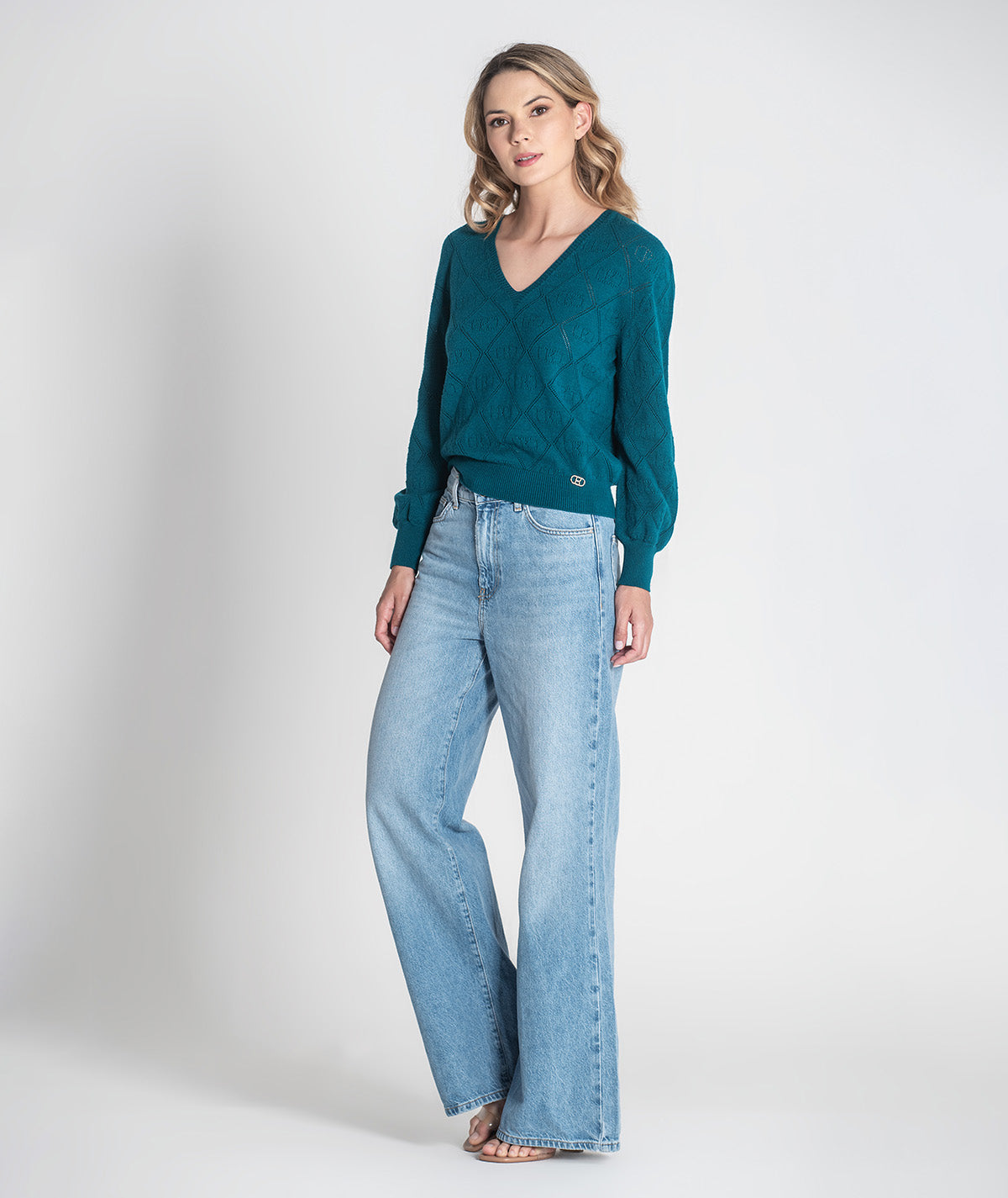 Camisola com perfurados 3421