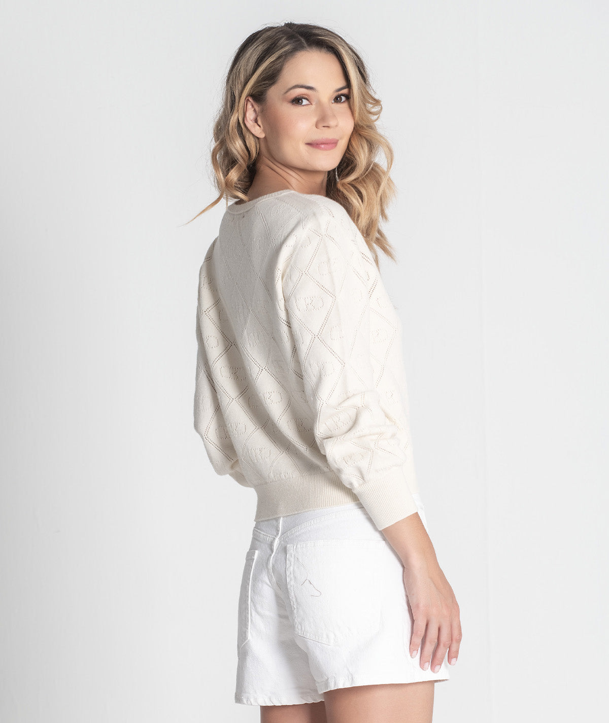 Camisola com perfurados 3421