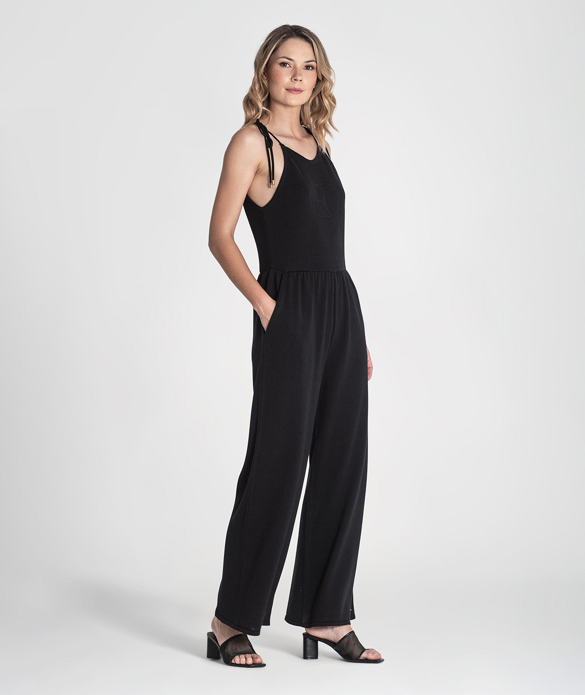 Macacão com relevo r 3425