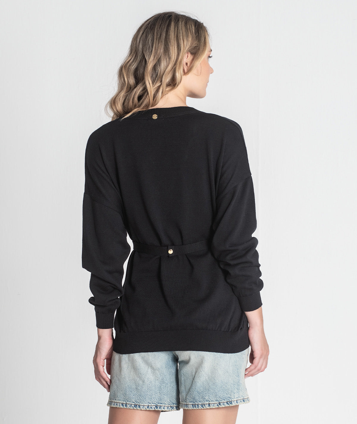 Camisola decote em v com cinto 3426