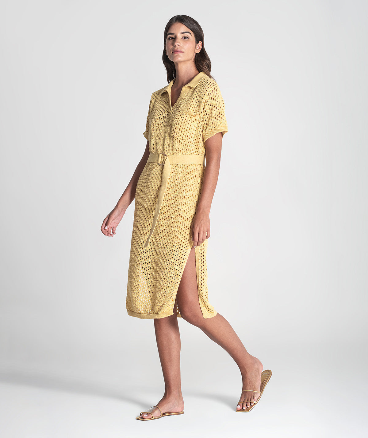 Vestido perfurado com chapa r no bolso 3428
