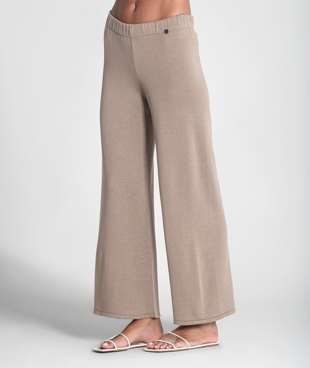 Calças básicas 3430