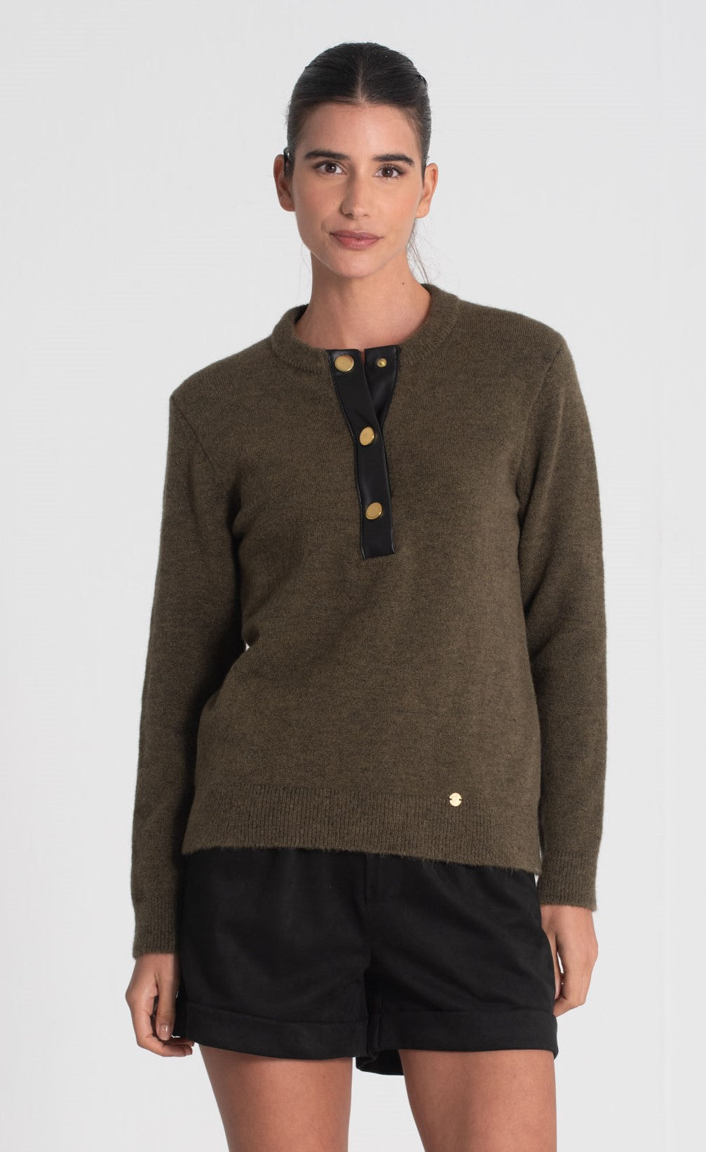 Camisola com aplicação e molas 3444