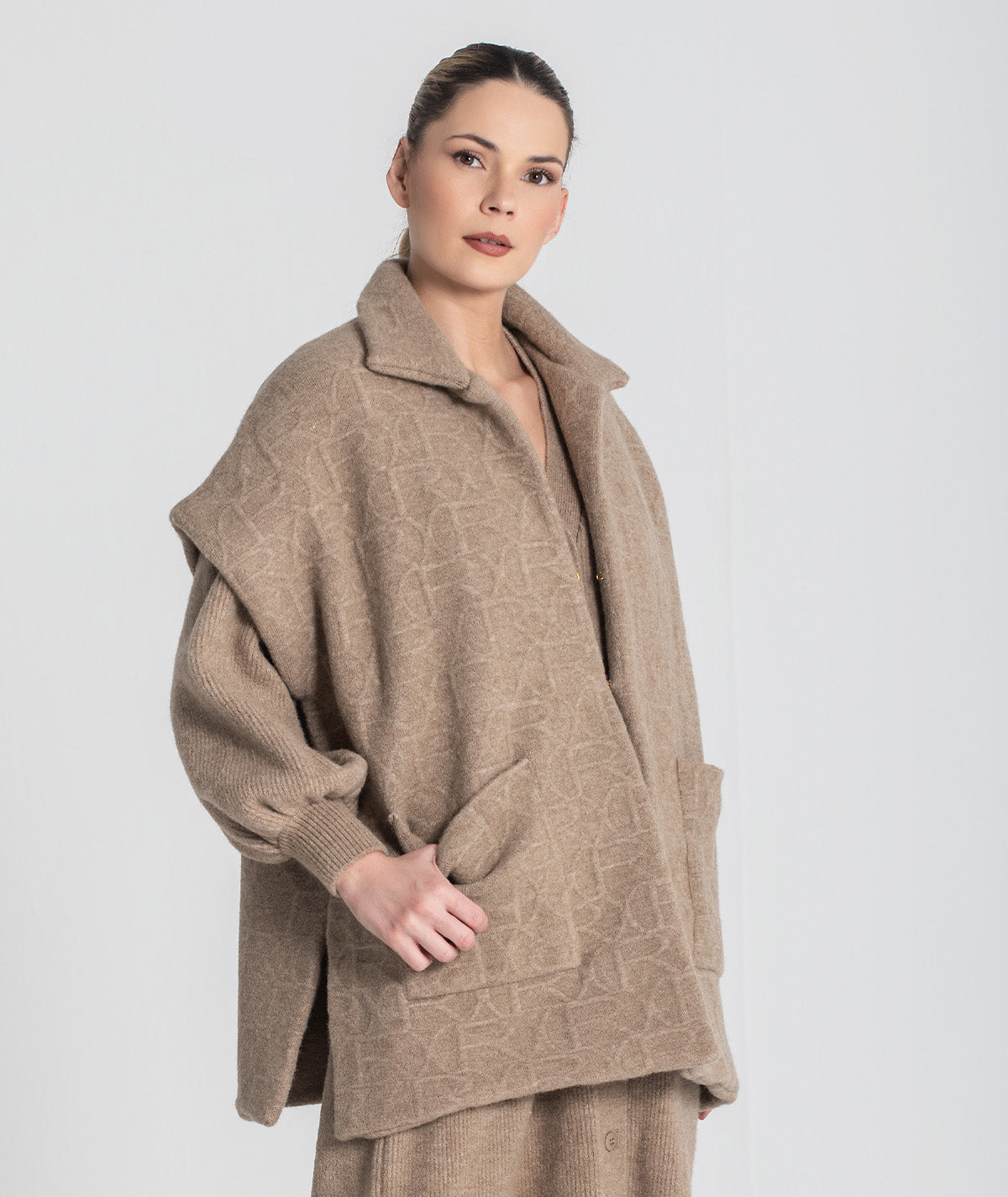 Colete oversize com relevos 3450