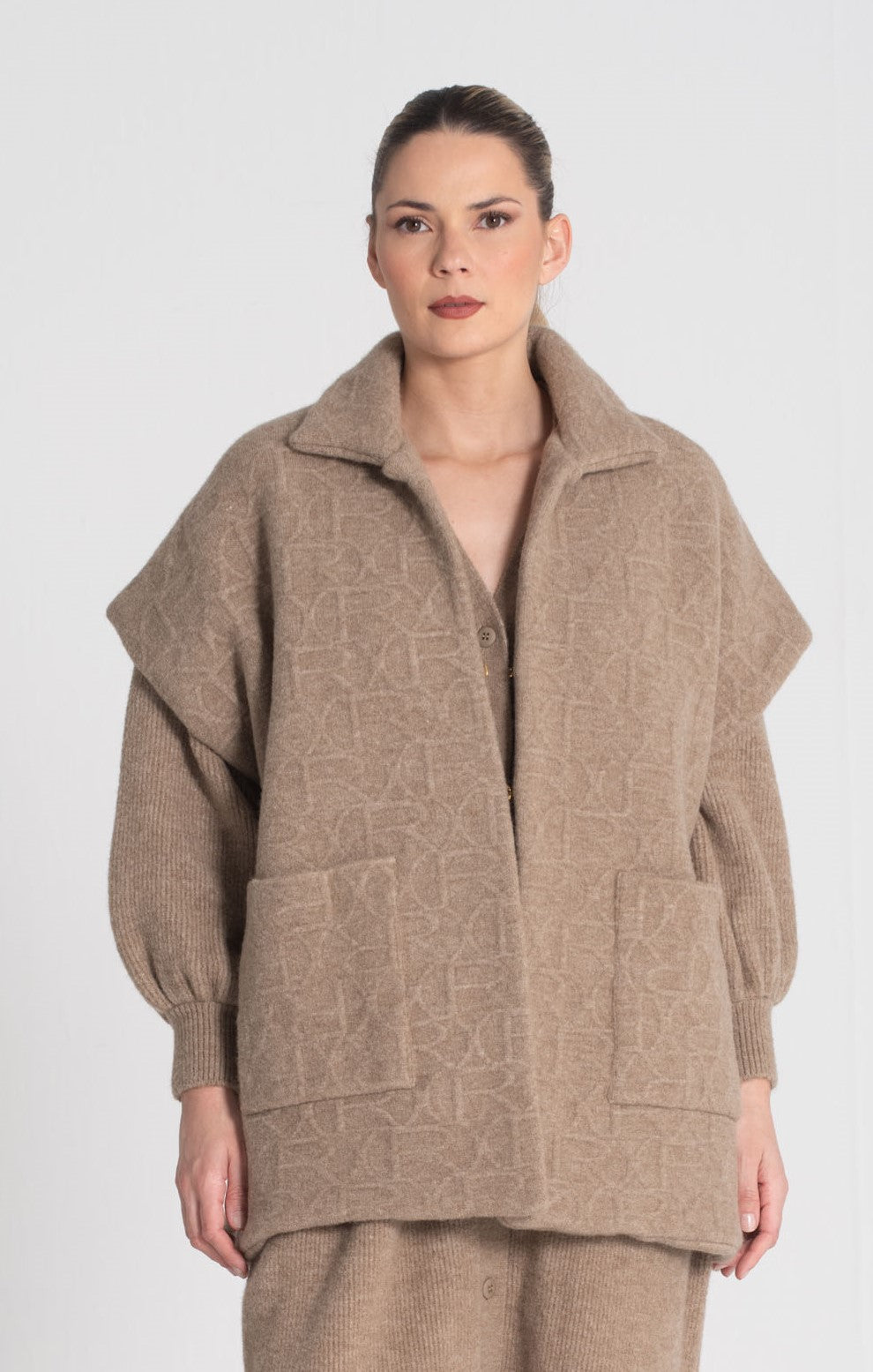 Colete oversize com relevos 3450