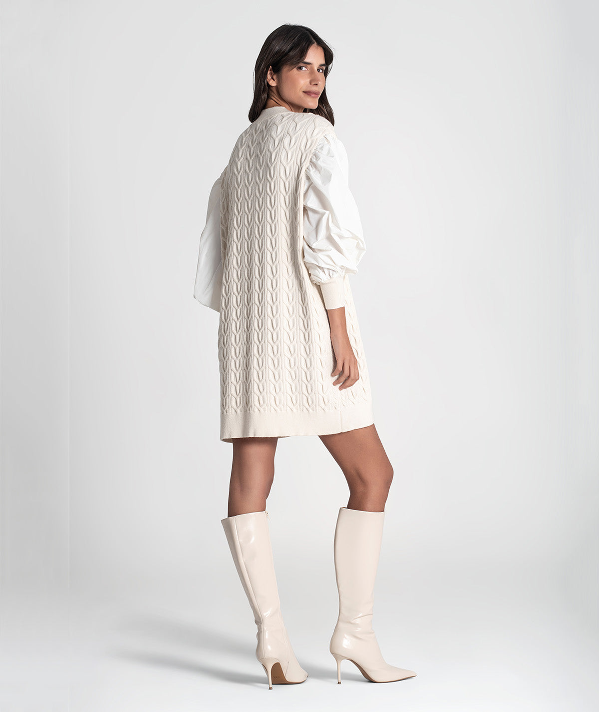 Vestido tranças com mangas em tecido 3457