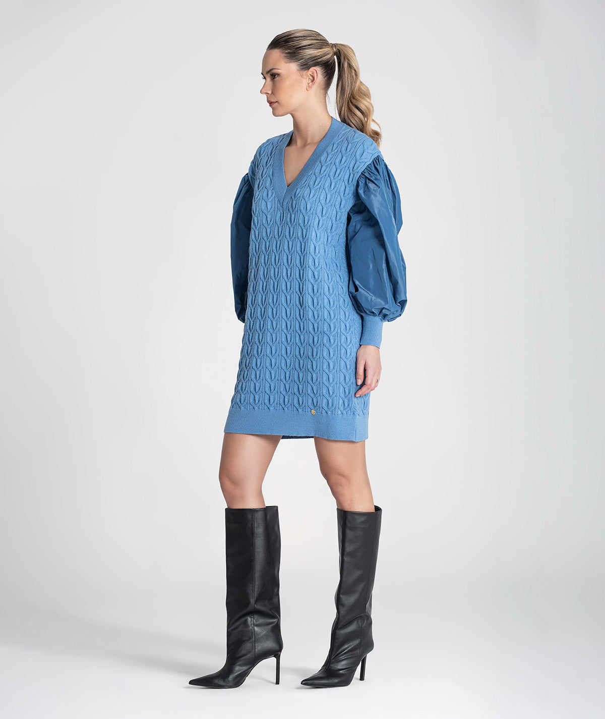 Vestido tranças com mangas em tecido 3457