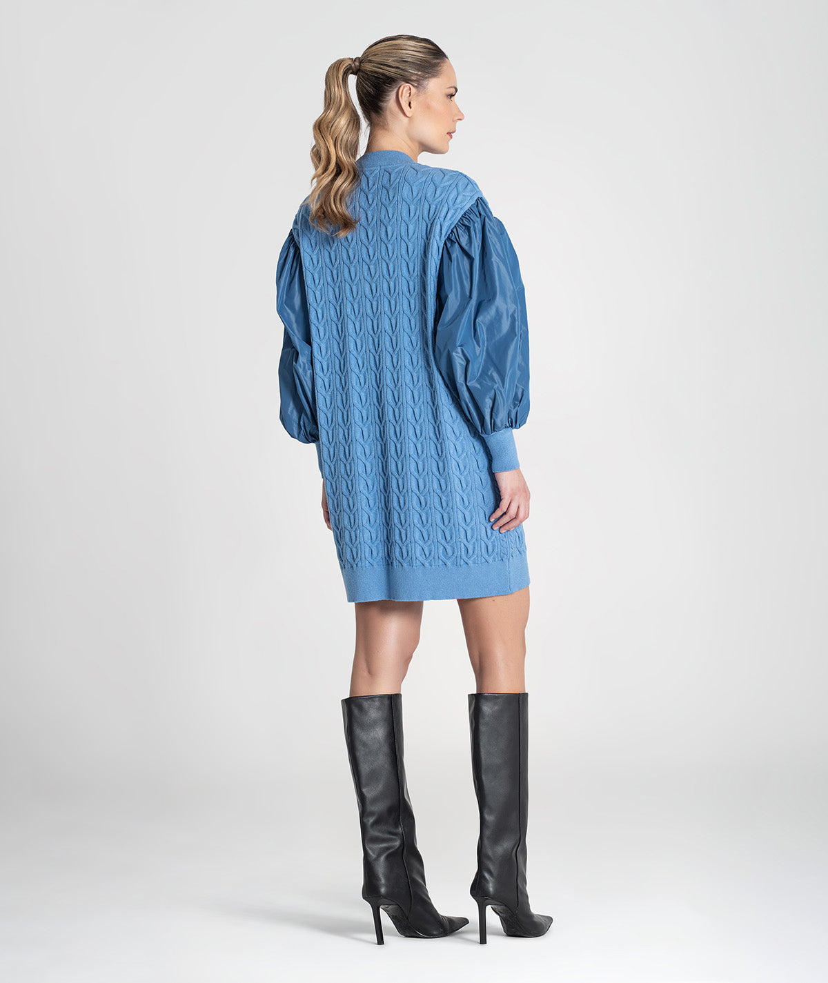 Vestido tranças com mangas em tecido 3457