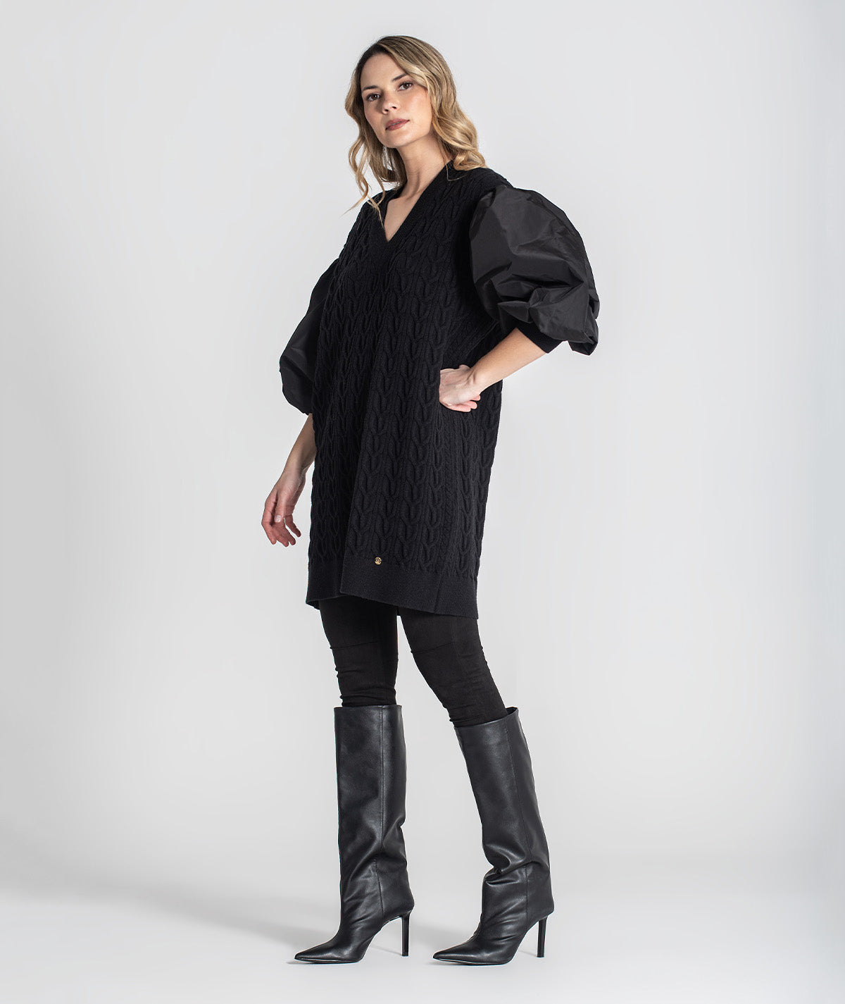 Vestido tranças com mangas em tecido 3457