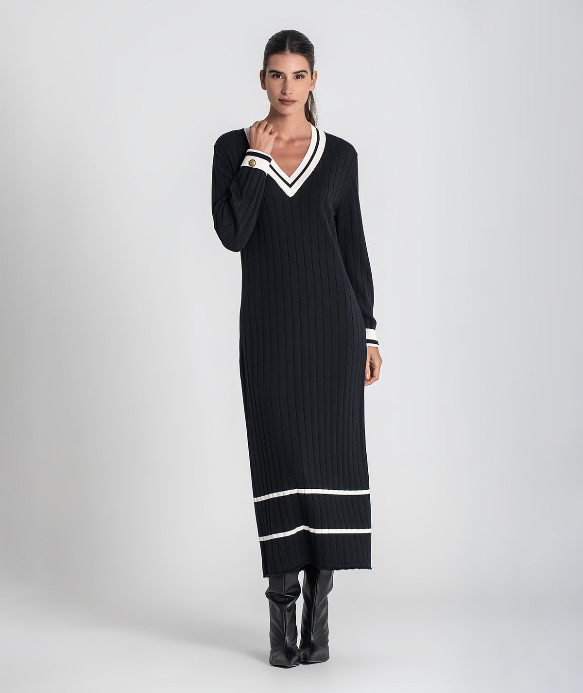 Vestido canelado com contraste no decote 3472