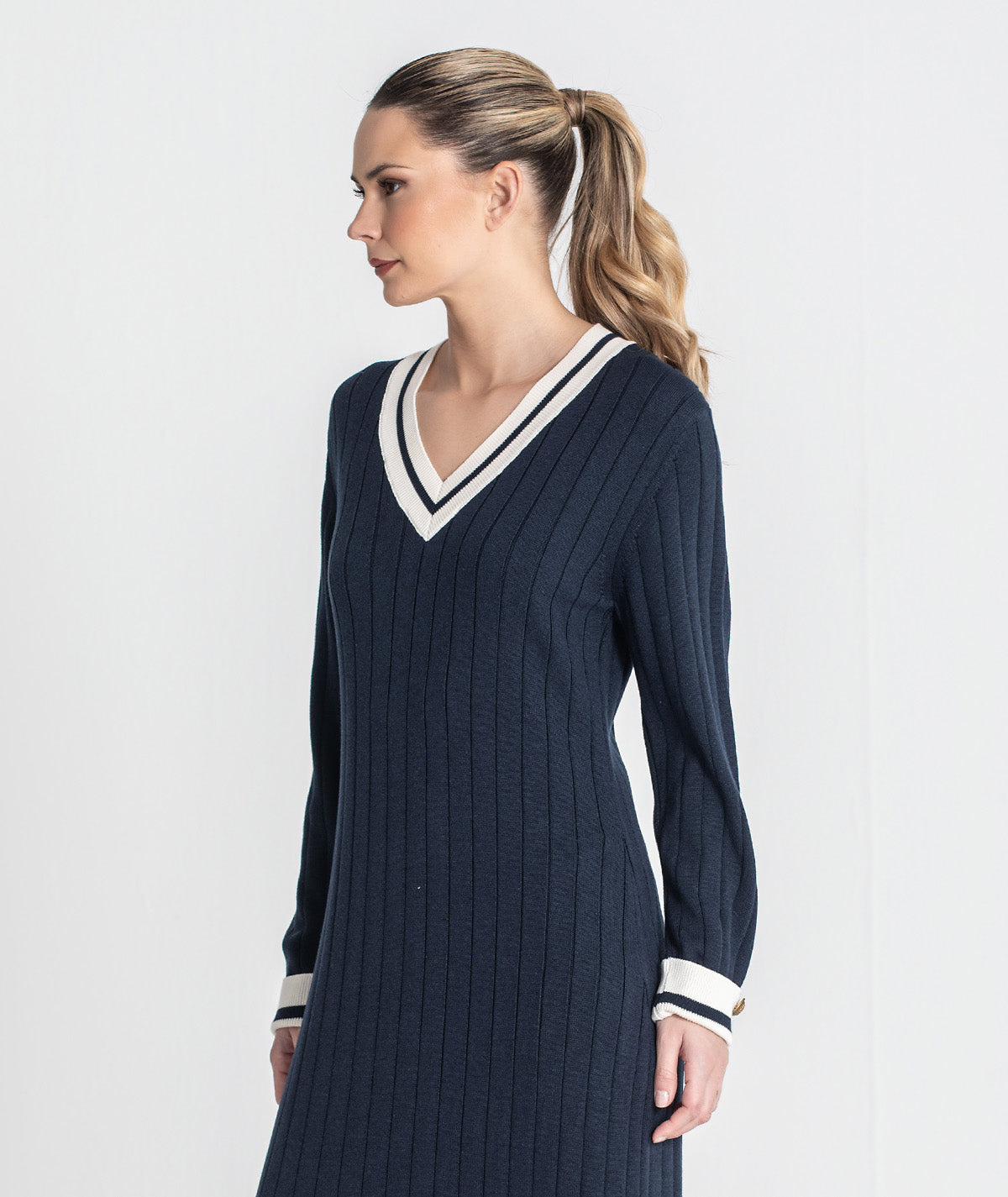Vestido canelado com contraste no decote 3472