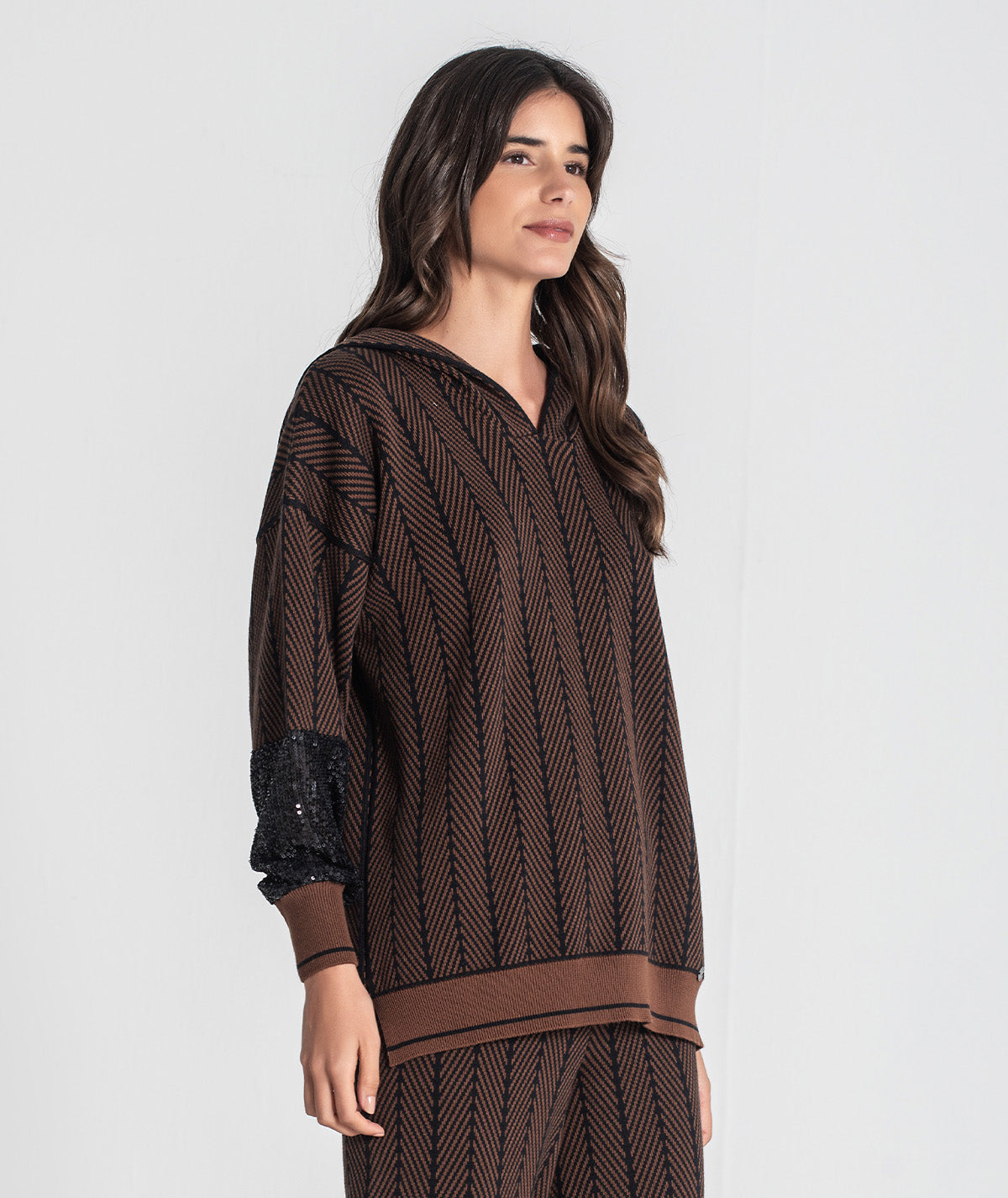 Camisola com jacquard e mangas lantejoulas 3477