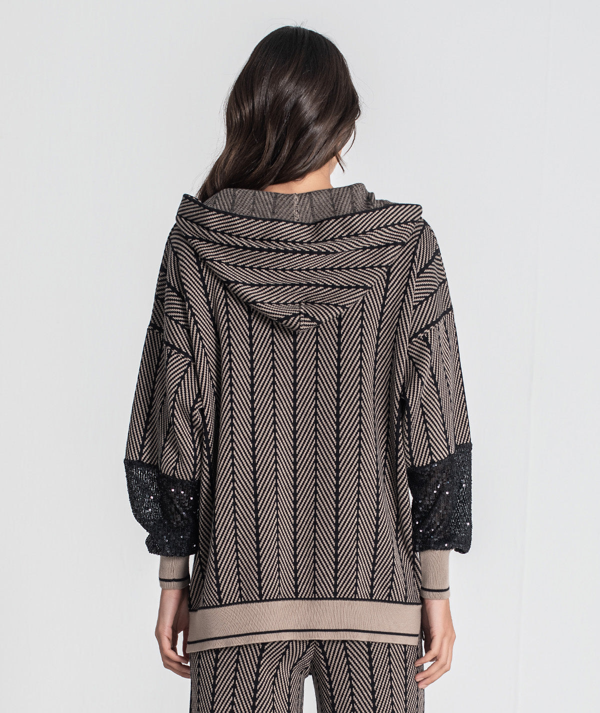 Camisola com jacquard e mangas lantejoulas 3477