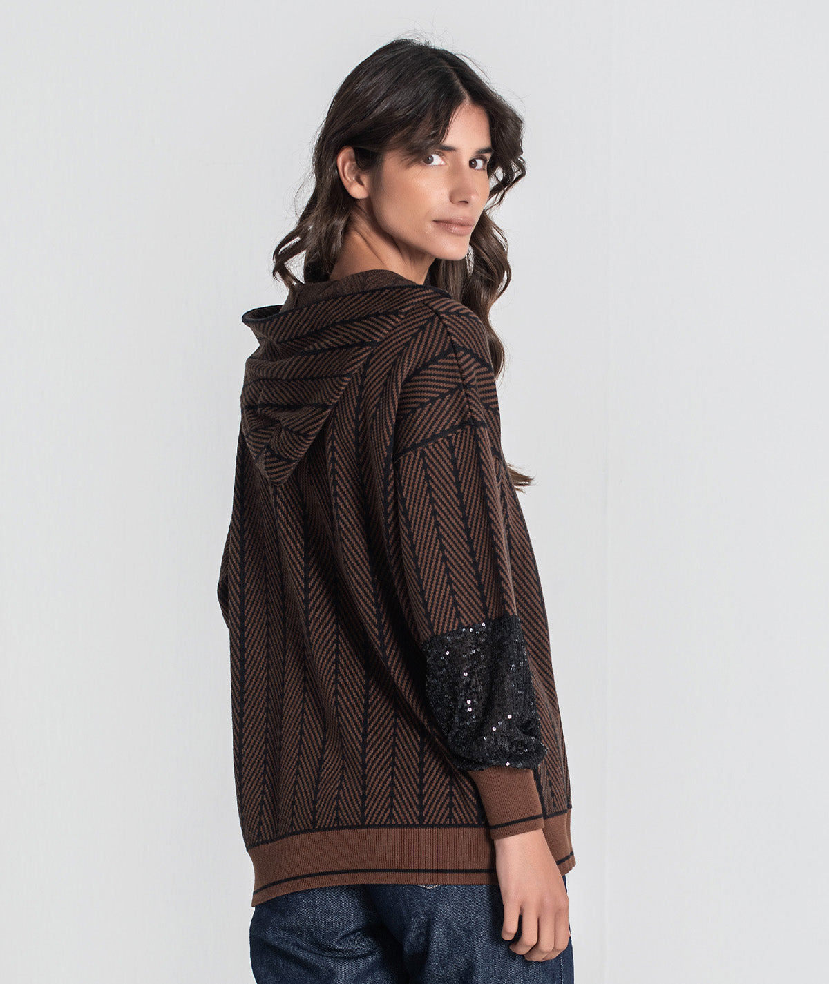 Camisola com jacquard e mangas lantejoulas 3477