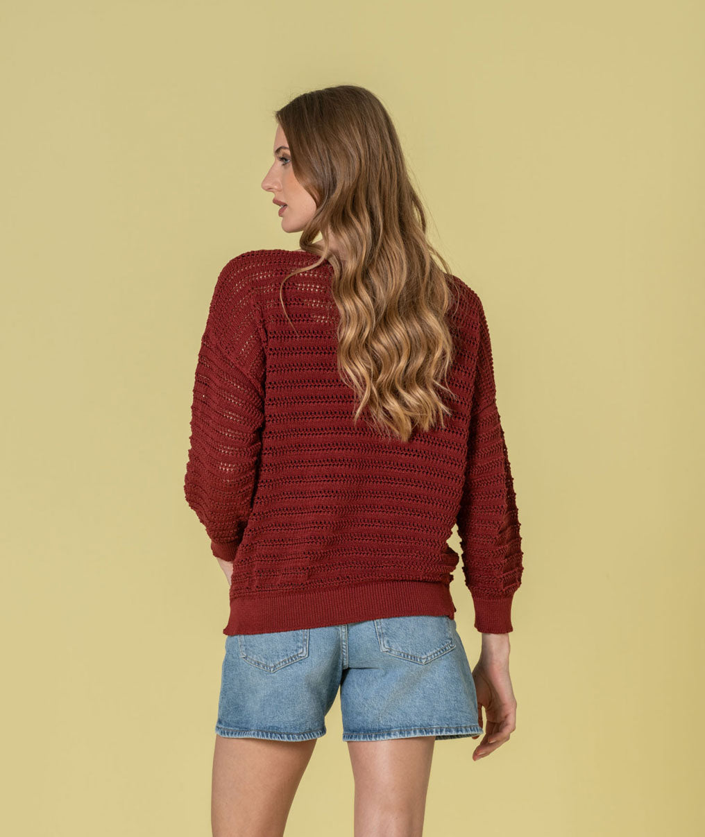 Camisola perfurada estrela bordada 3523