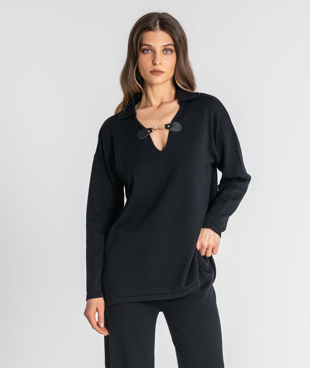 Sweater with buckle 3572