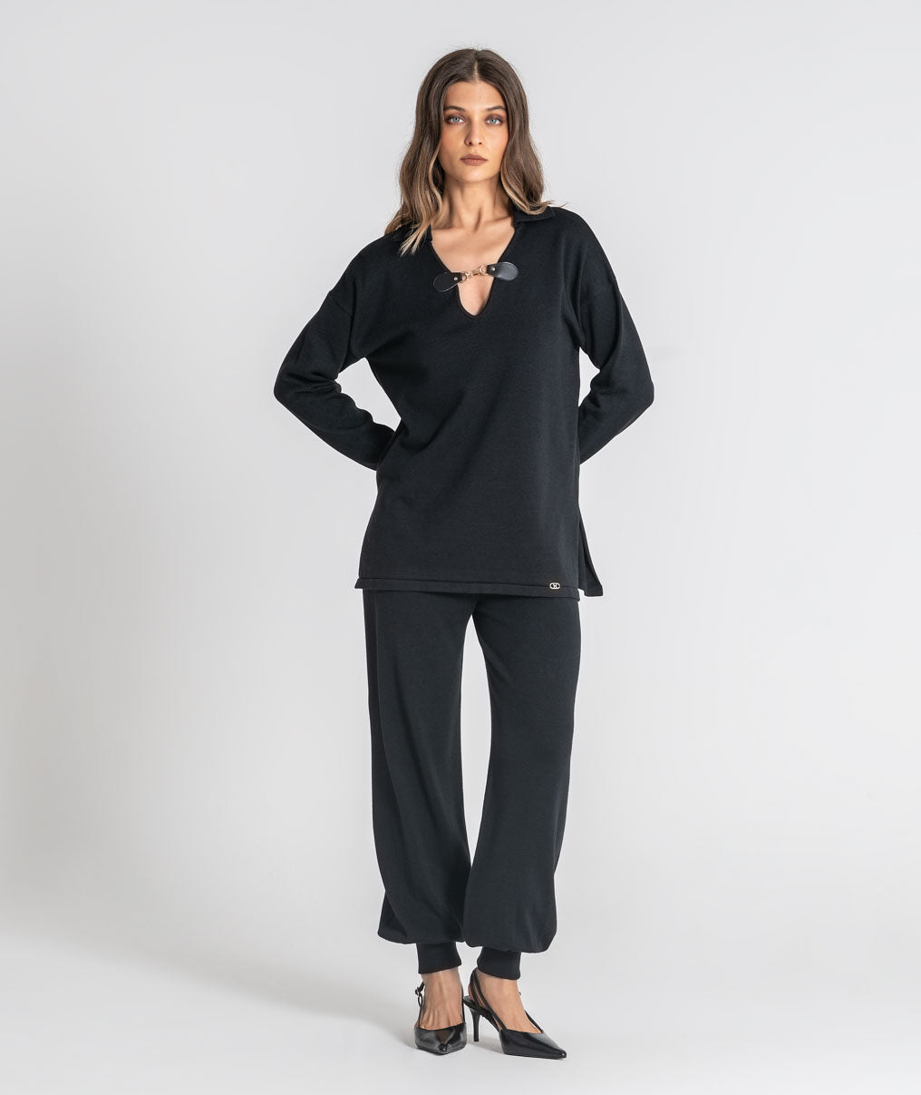 Sweater with buckle 3572