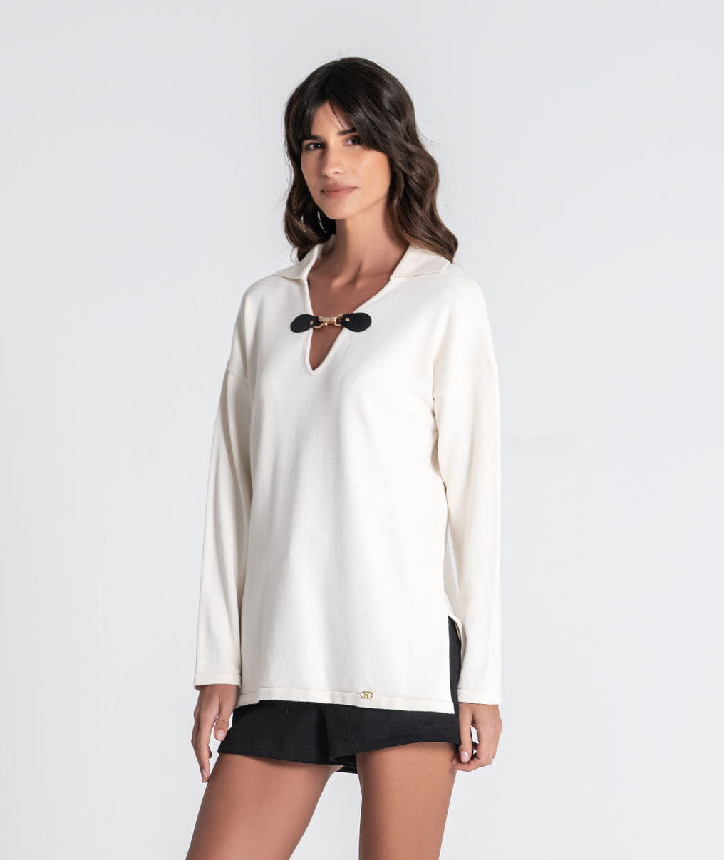 Sweater with buckle 3572