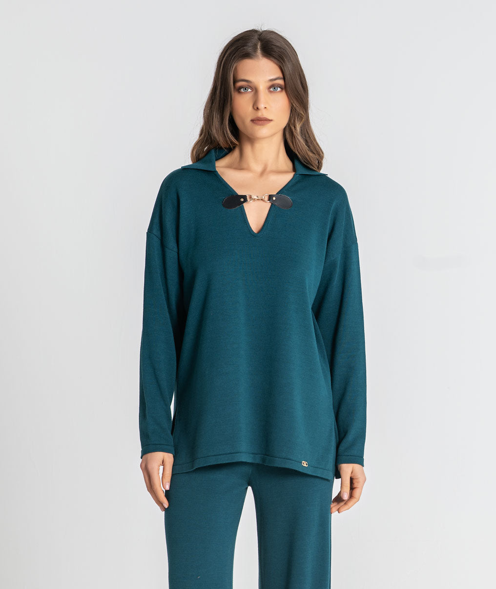 Sweater with buckle 3572