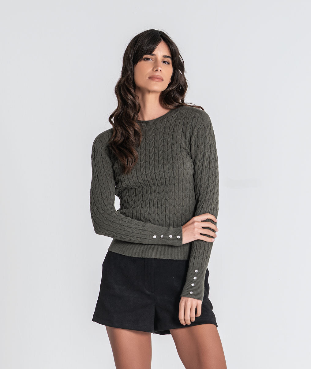 Cable knit sweater with crest buttons 3578