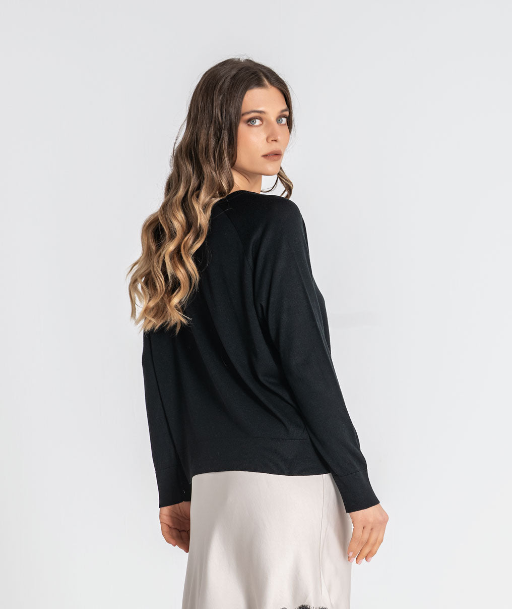 V-neck sweater 3589