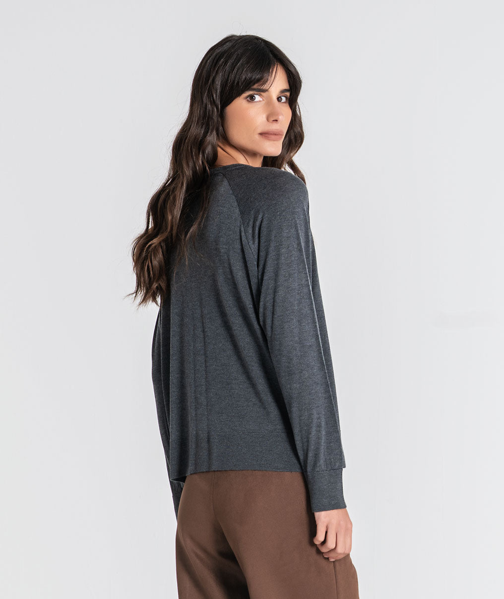 V-neck sweater 3589