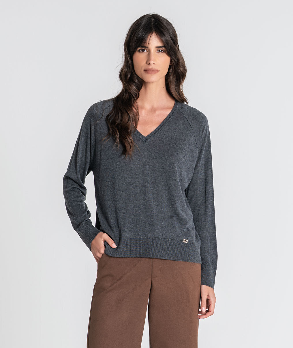 V-neck sweater 3589