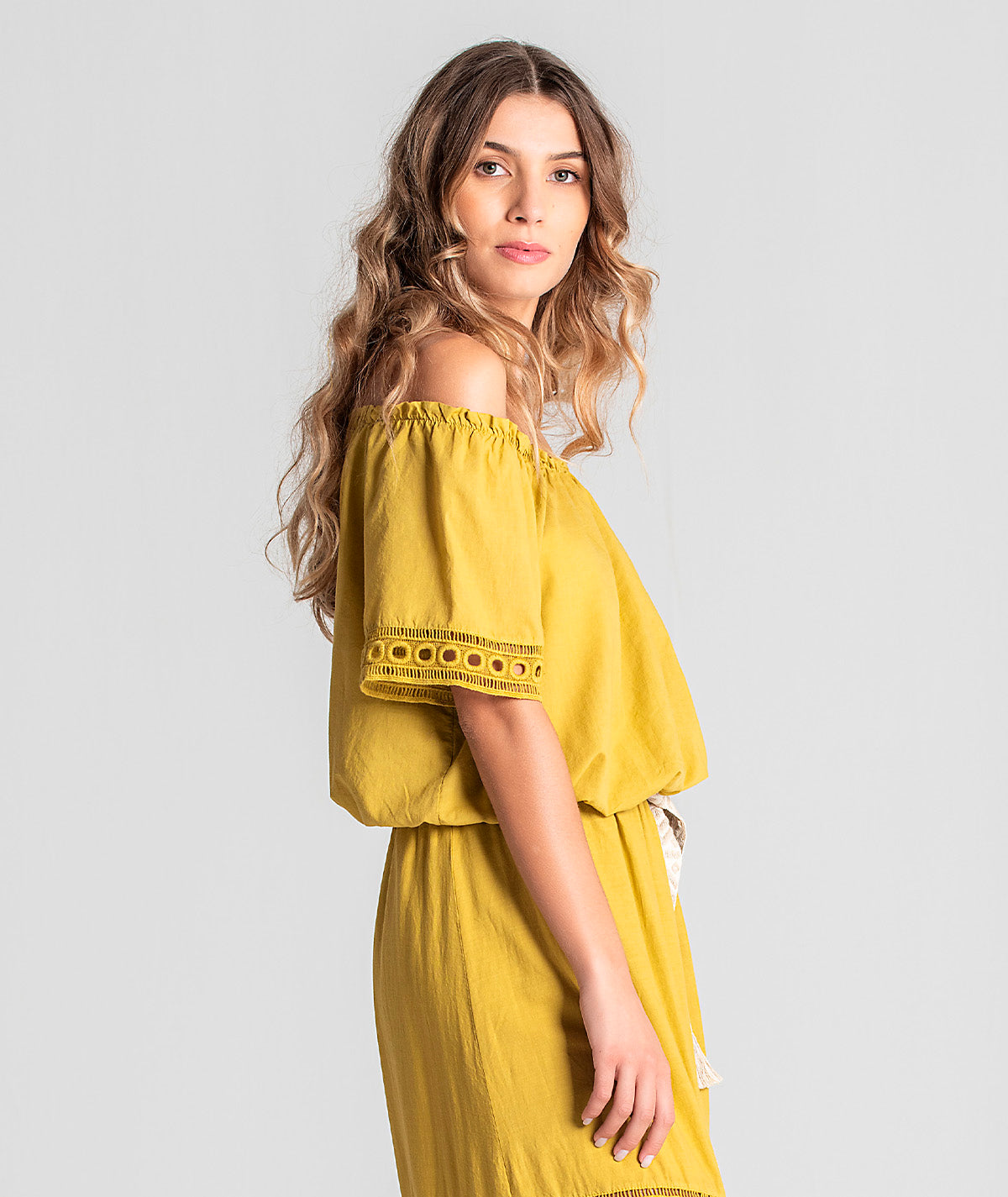 Blusa com ombros descobertos 6048