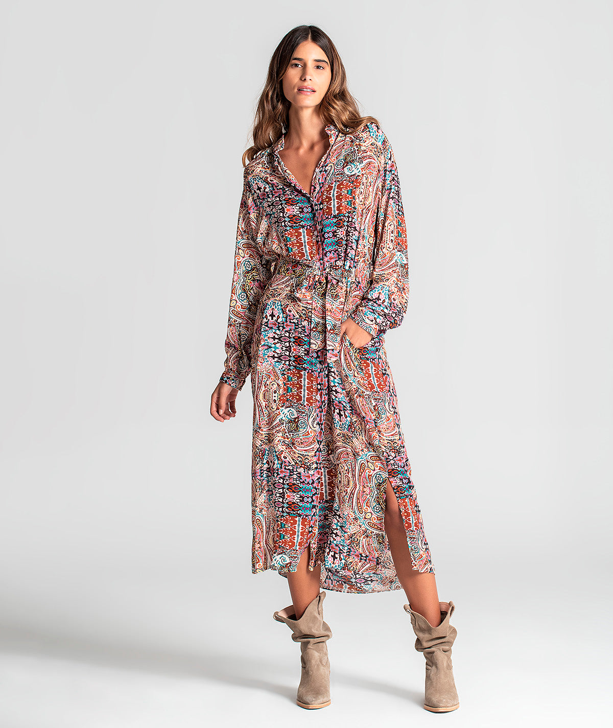 Vestido camiseiro com padrão 6055