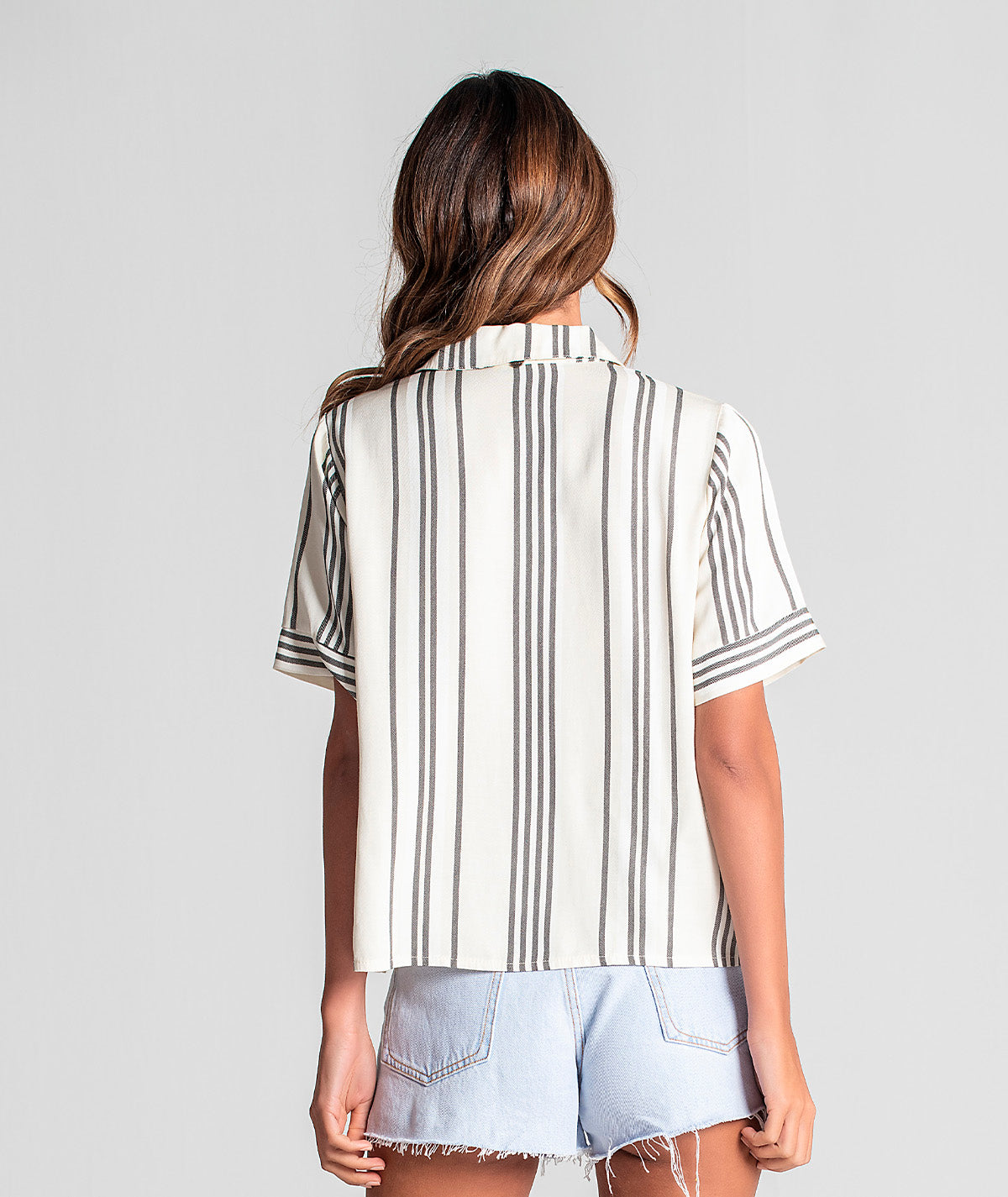 Camisa curta riscas 6056