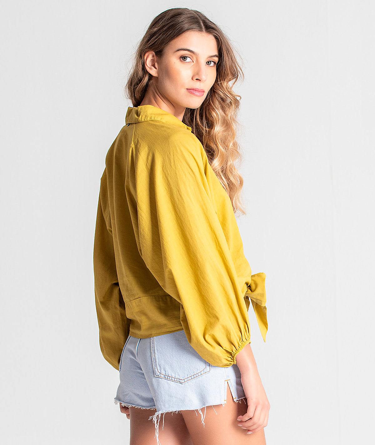 Blusa com nó na frente 6062