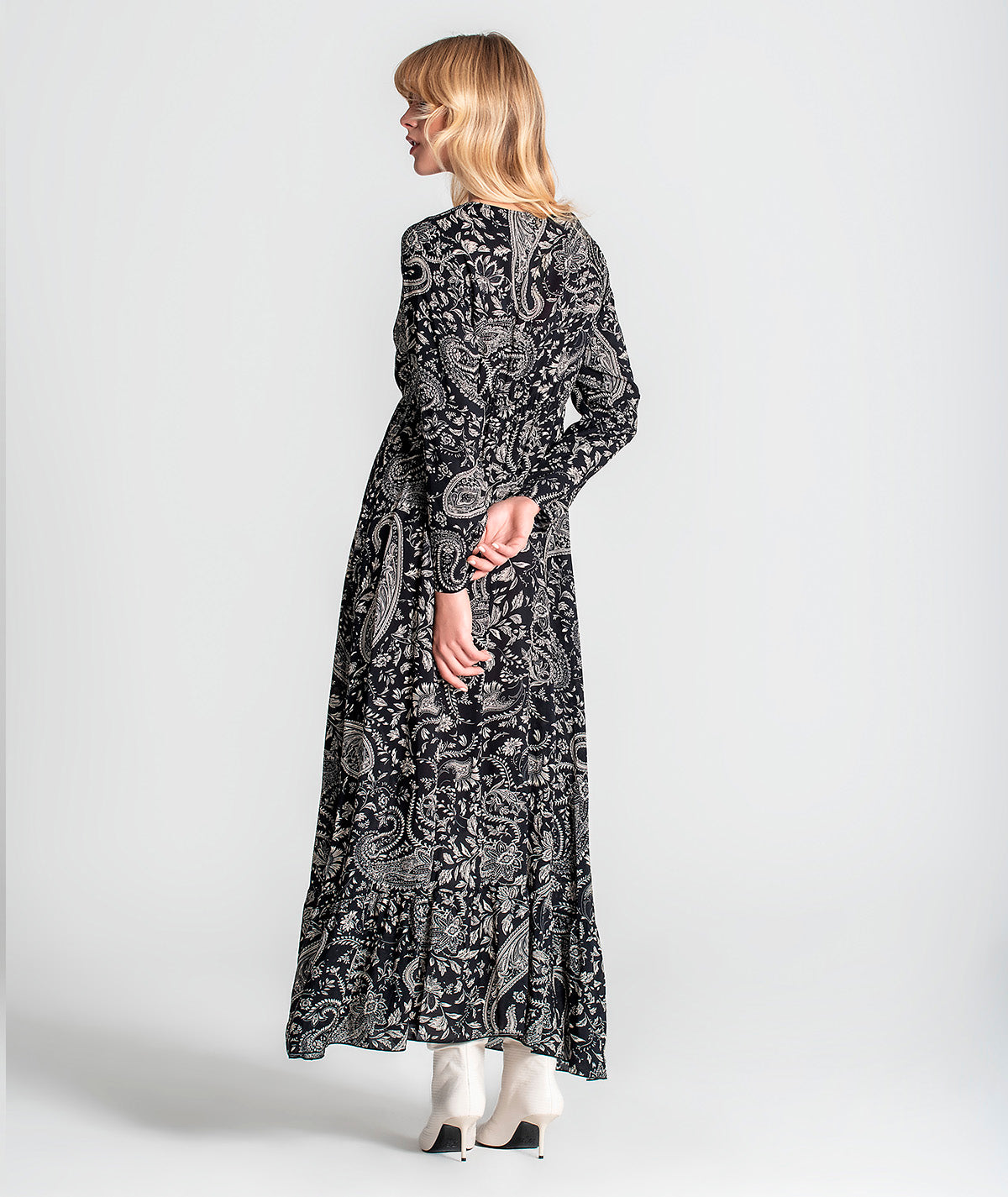 Vestido decote em V com padrão 6120