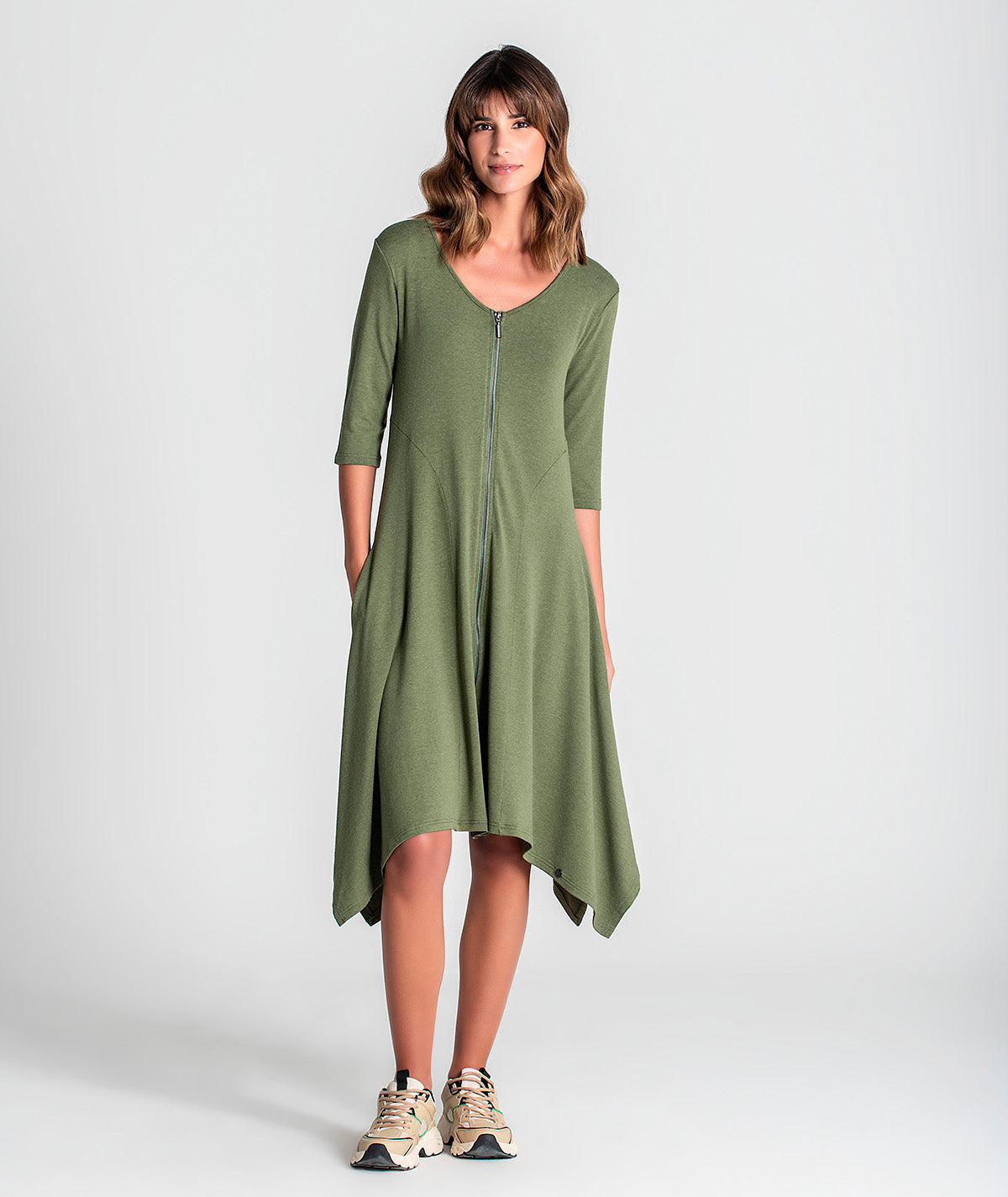 Vestido com fecho na frente 6131