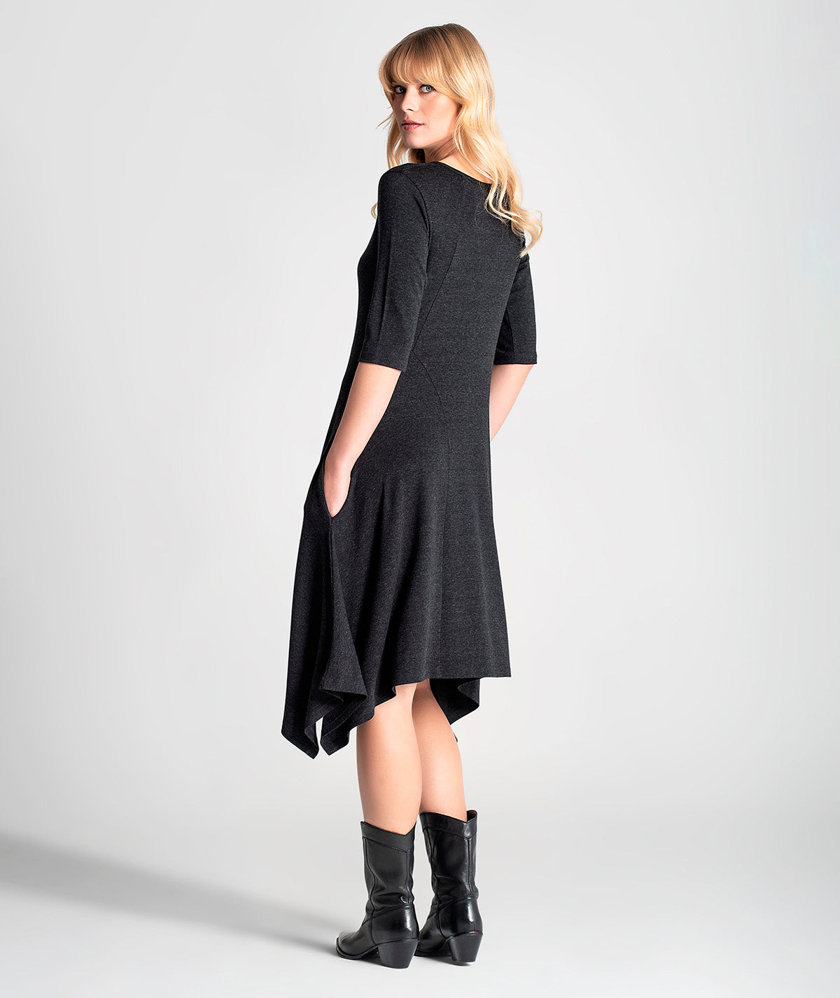Vestido com fecho na frente 6131