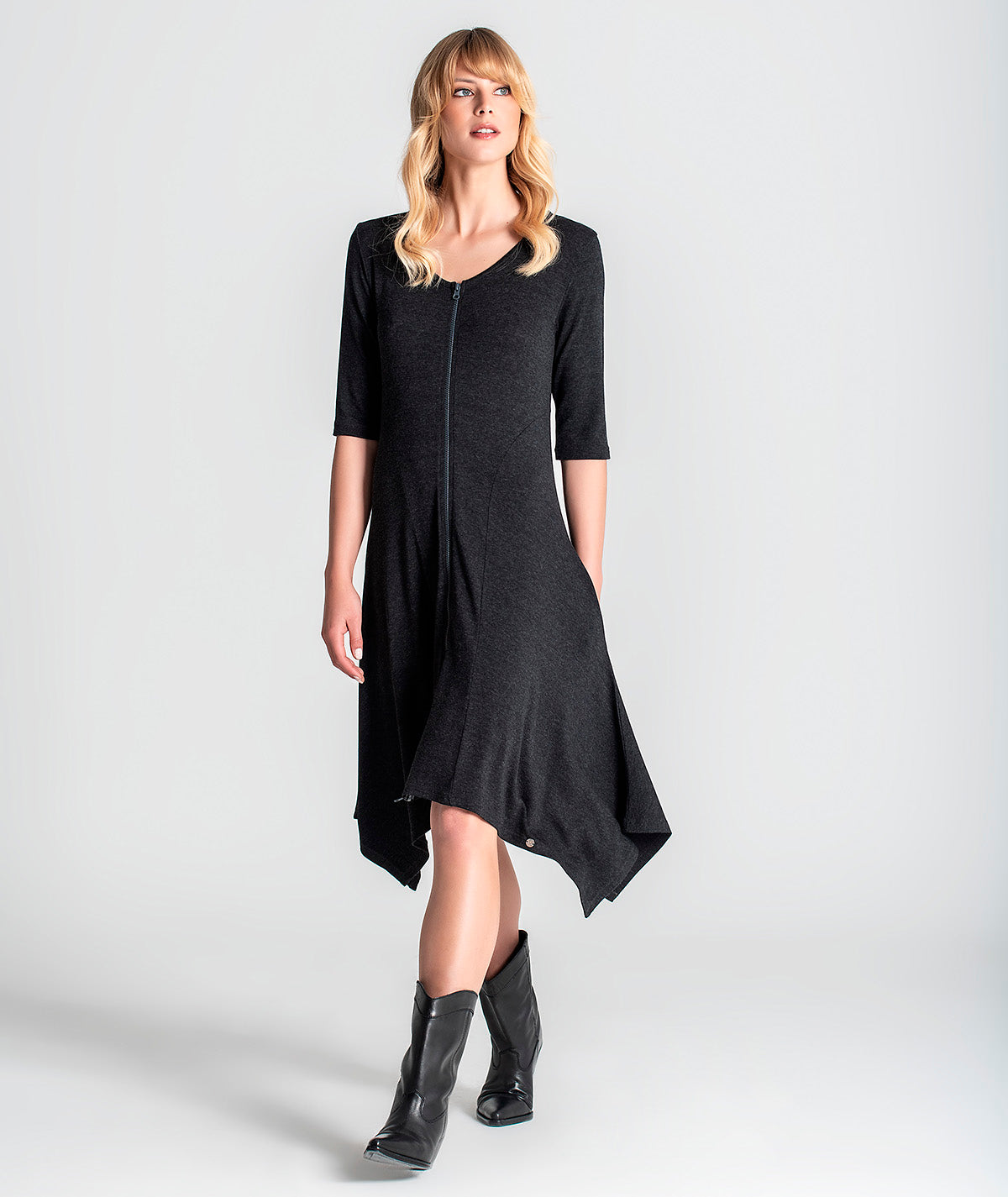 Vestido com fecho na frente 6131