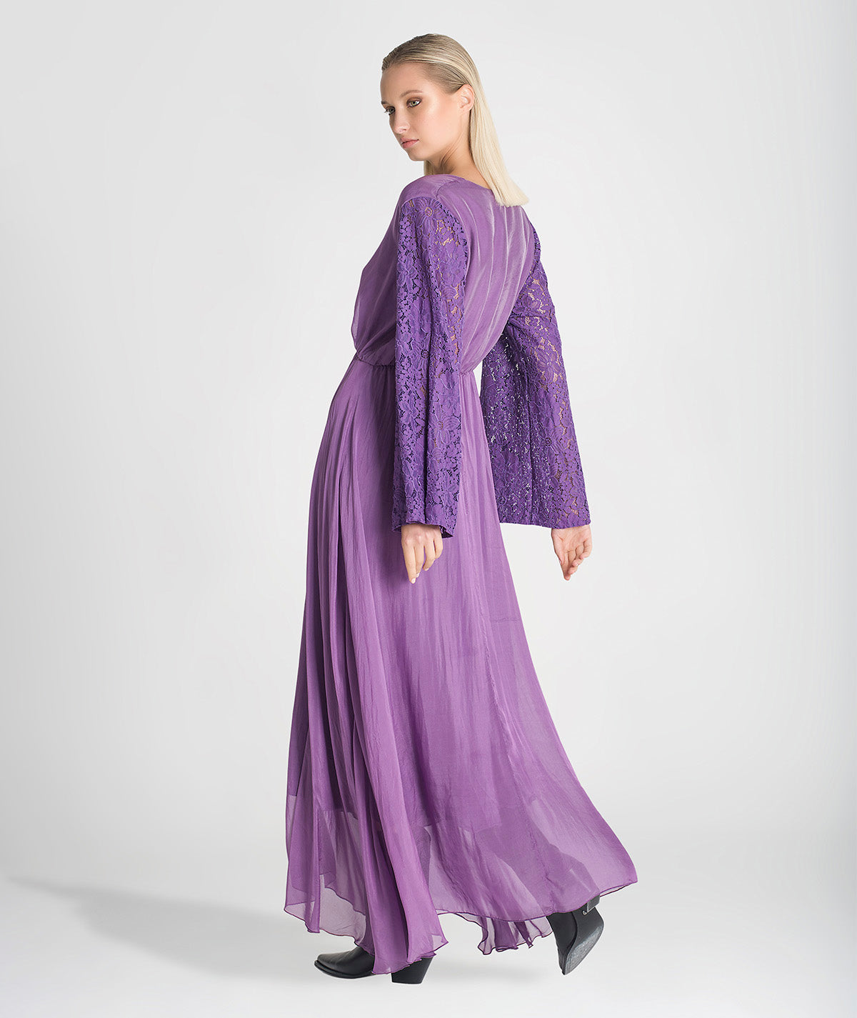 Vestido comprido com mangas em renda 6164