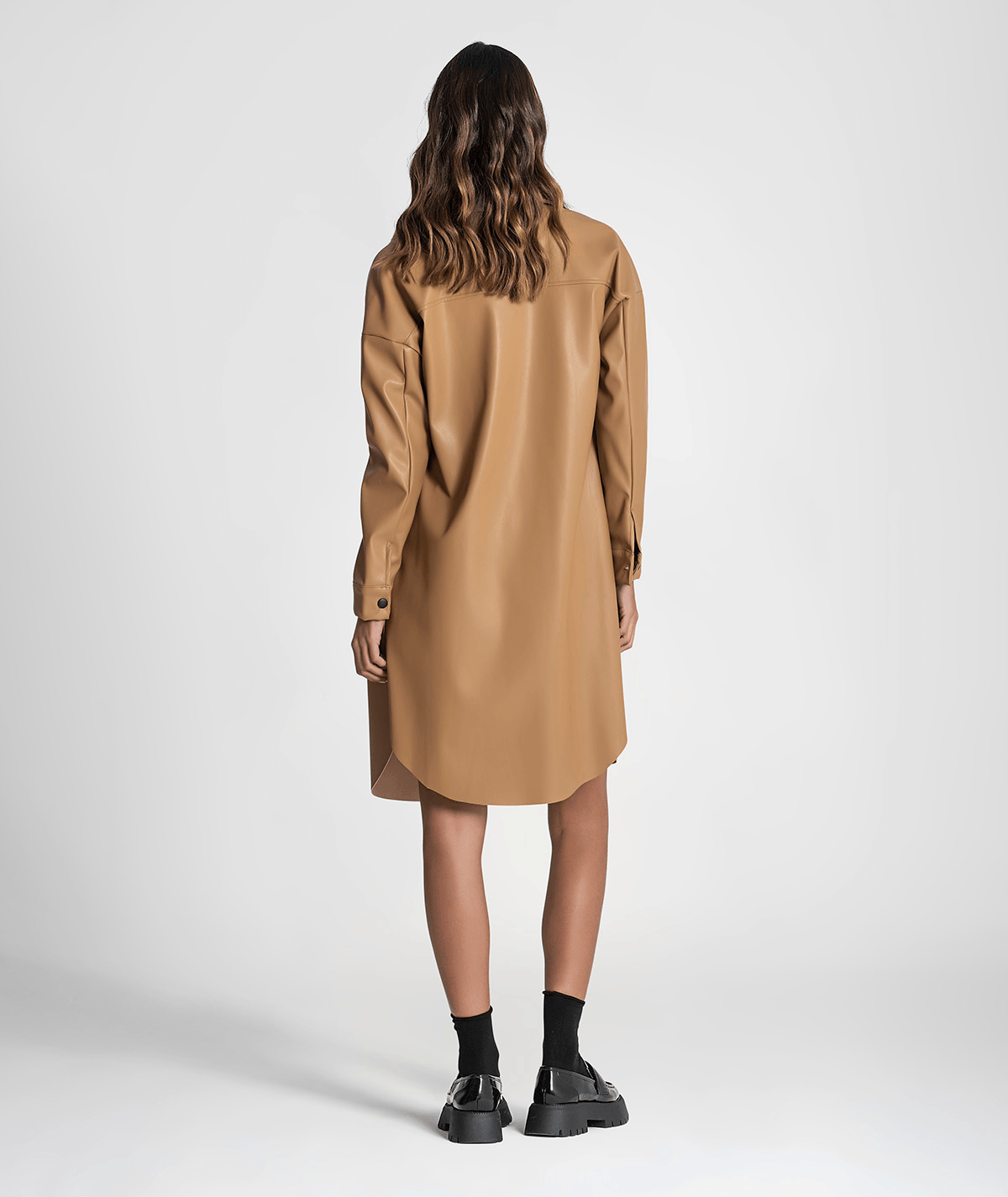 Vestido camiseiro com molas 6209