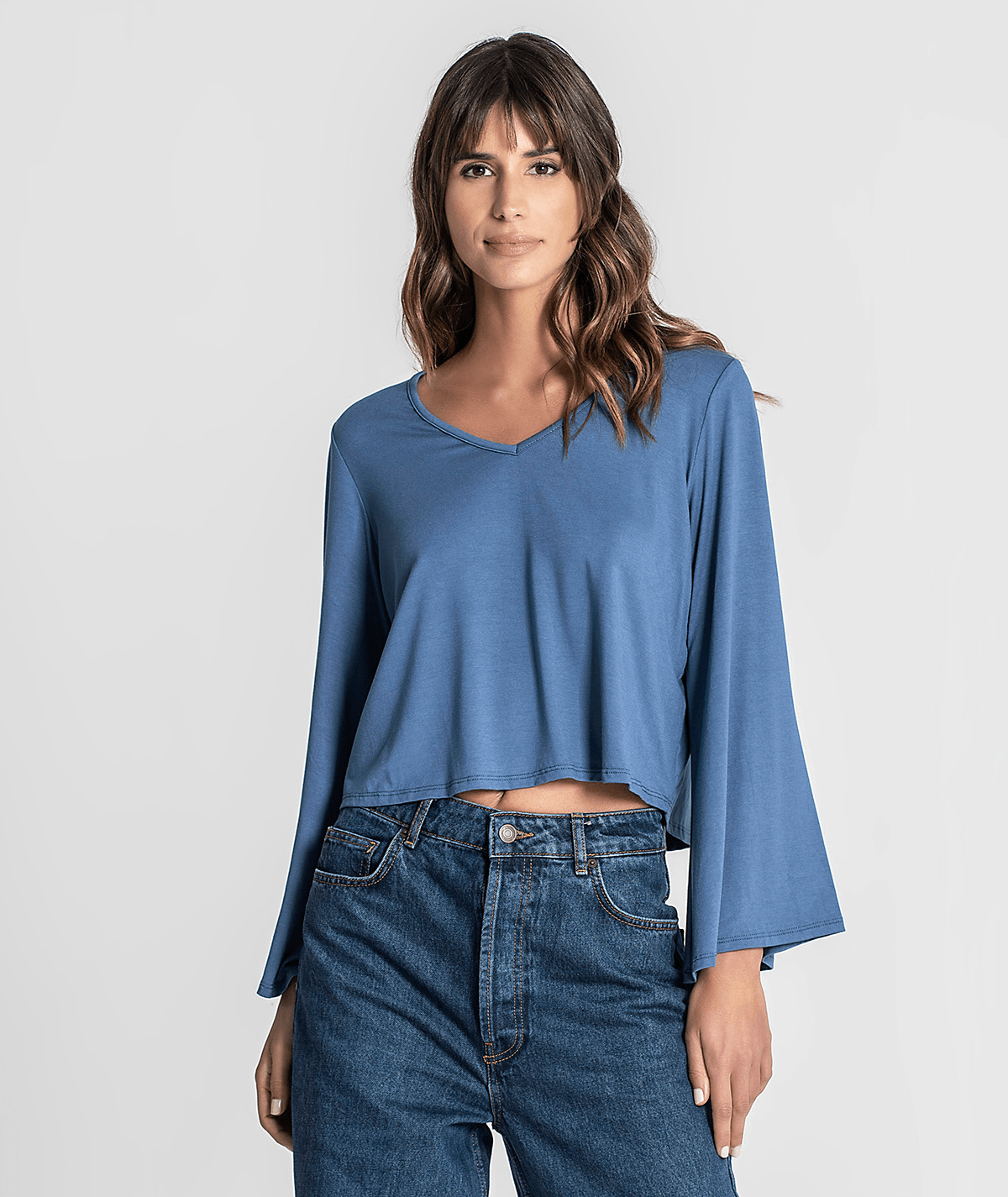 Camisola decote em V com mangas sino 6215