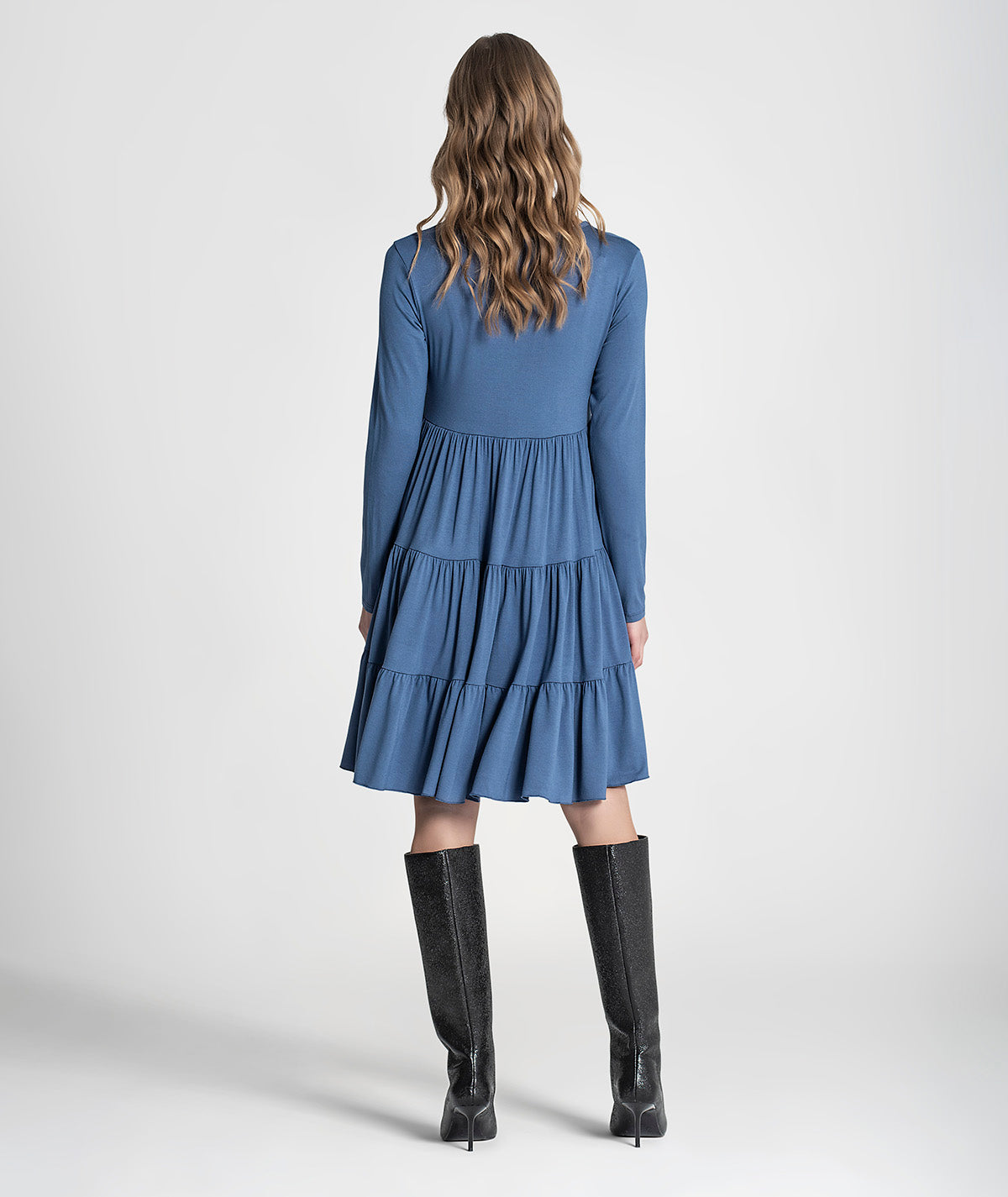Vestido decote em v com folhos 6217