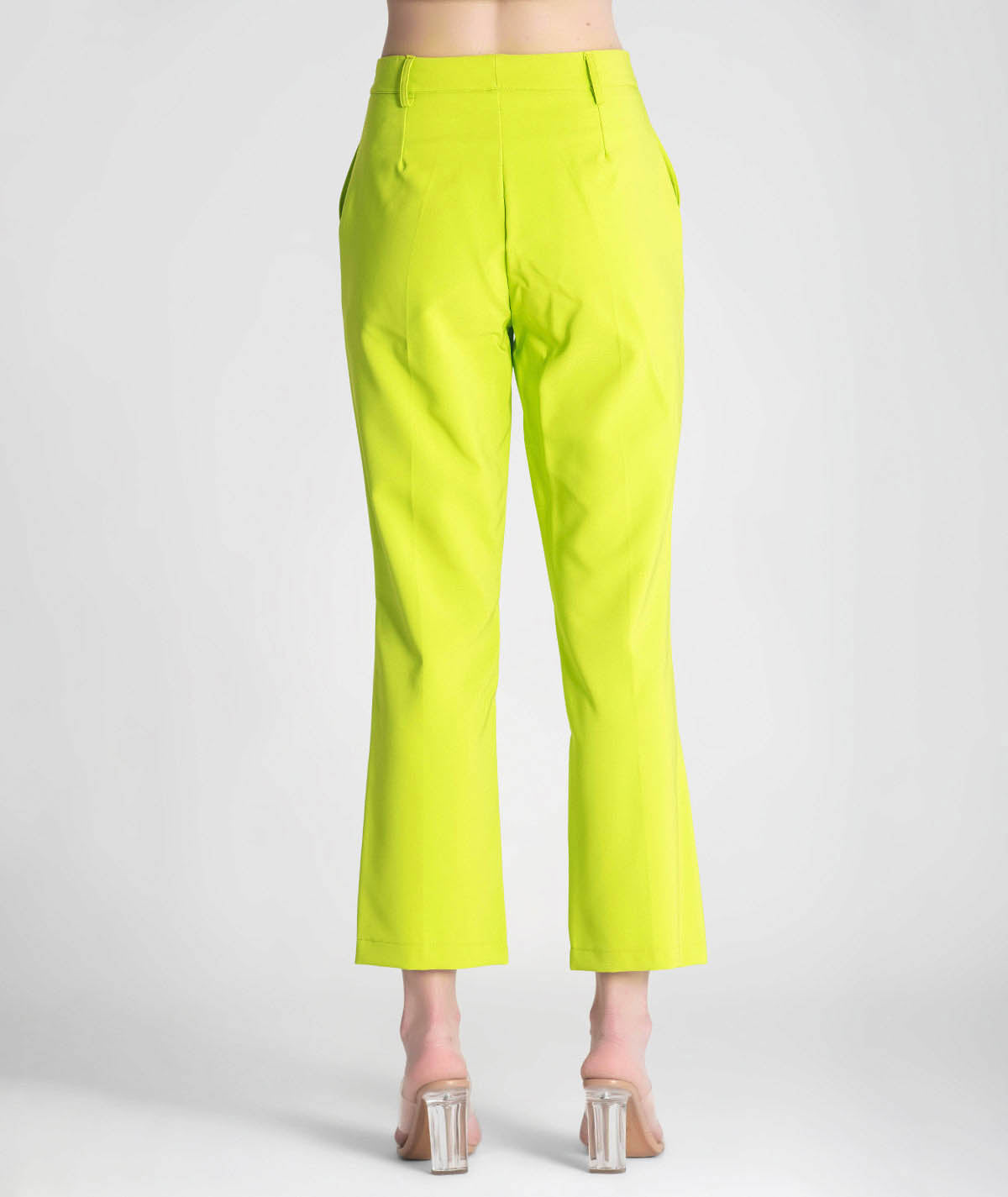 Calças com botão e fecho 6228
